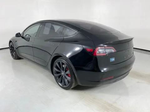More photos of 2018 Tesla Model 3 Long Range at MAG Auto - Munsterman Automotive Group, MO