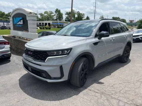 Photos of 2022 Kia Sorento SX for sale in Blue Springs, MO at MAG Auto - Munsterman Automotive Group