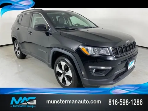 Black 2017 Jeep Compass Latitude for sale in Blue Springs, MO