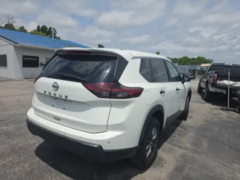 More photos of 2024 Nissan Rogue S at MAG Auto - Munsterman Automotive Group, MO