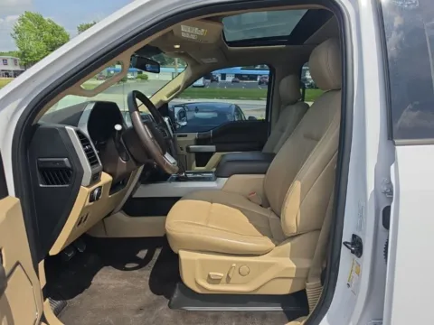 More photos of 2018 Ford F-150 Lariat at MAG Auto - Munsterman Automotive Group, MO