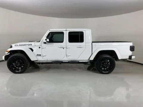 More photos of 2021 Jeep Gladiator Overland at MAG Auto - Munsterman Automotive Group, MO