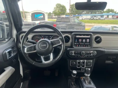 More photos of 2021 Jeep Gladiator High Altitude at MAG Auto - Munsterman Automotive Group, MO