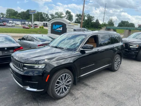 Photos of 2021 Jeep Grand Cherokee L Summit for sale in Blue Springs, MO at MAG Auto - Munsterman Automotive Group