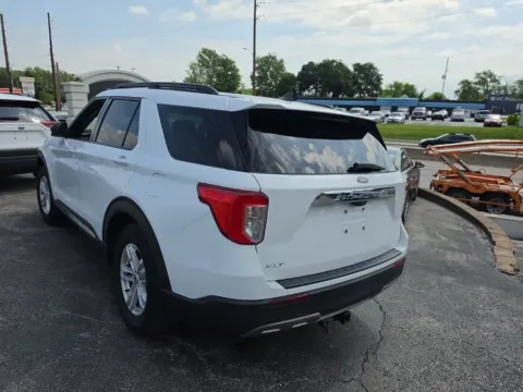 Another view of 2022 Ford Explorer XLT for sale in Blue Springs, MO at MAG Auto - Munsterman Automotive Group