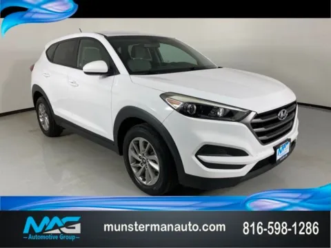 White 2016 Hyundai Tucson SE for sale in Blue Springs, MO