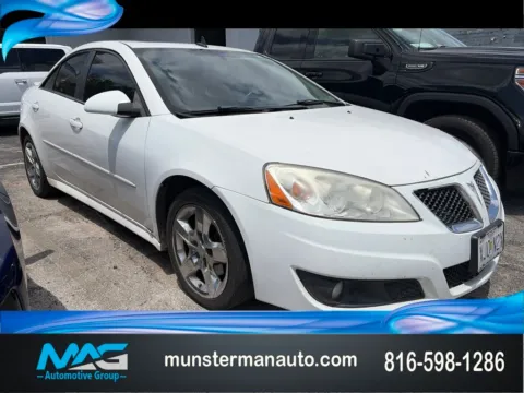 White 2010 Pontiac G6 for sale in Blue Springs, MO