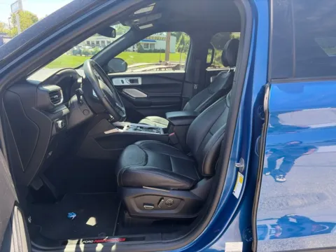 More photos of 2020 Ford Explorer ST at MAG Auto - Munsterman Automotive Group, MO