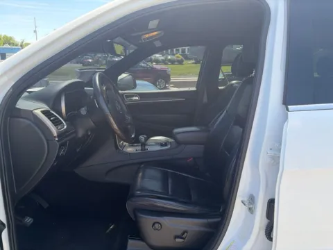 More photos of 2014 Jeep Grand Cherokee Summit at MAG Auto - Munsterman Automotive Group, MO