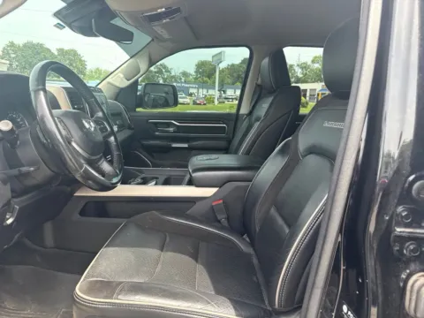 More photos of 2022 Ram 1500 Laramie at MAG Auto - Munsterman Automotive Group, MO