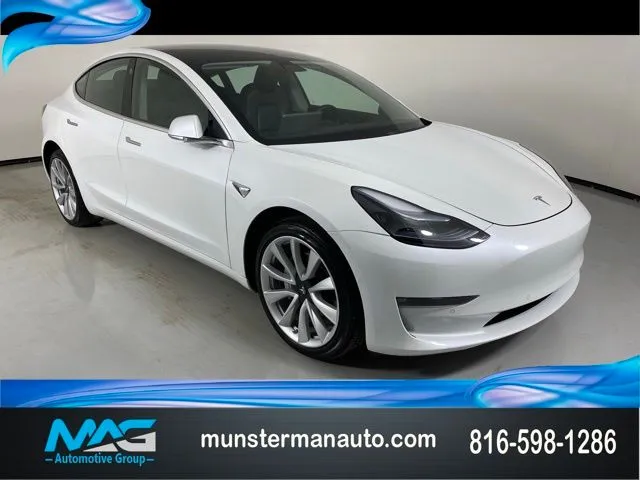 White 2019 Tesla Model 3 Standard Range Plus for sale in Blue Springs, MO