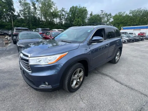 Photos of 2015 Toyota Highlander Limited for sale in Blue Springs, MO at MAG Auto - Munsterman Automotive Group