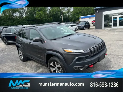 Unknown 2017 Jeep Cherokee Trailhawk for sale in Blue Springs, MO