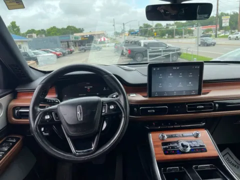 More photos of 2020 Lincoln Aviator Reserve at MAG Auto - Munsterman Automotive Group, MO