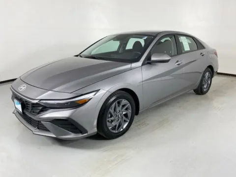 Another view of 2024 Hyundai Elantra SEL for sale in Blue Springs, MO at MAG Auto - Munsterman Automotive Group