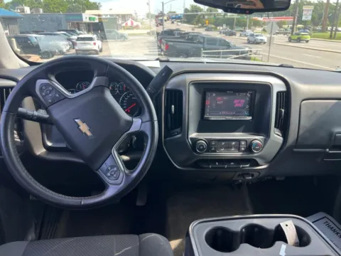 More photos of 2015 Chevrolet Silverado 1500 LT at MAG Auto - Munsterman Automotive Group, MO