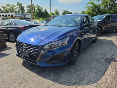 Photos of 2024 Nissan Altima 2.5 SR for sale in Blue Springs, MO at MAG Auto - Munsterman Automotive Group