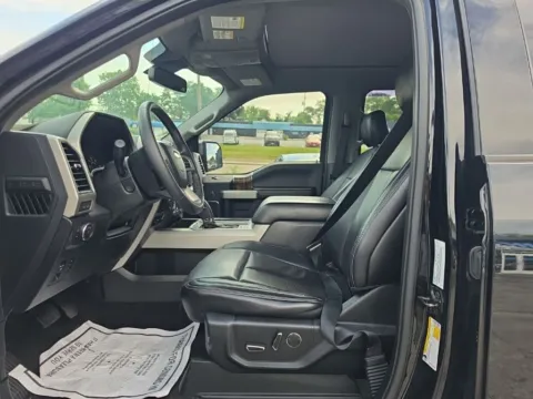 More photos of 2018 Ford F-150 Lariat at MAG Auto - Munsterman Automotive Group, MO