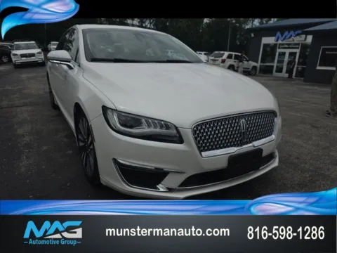 White 2017 Lincoln MKZ Reserve for sale in Blue Springs, MO