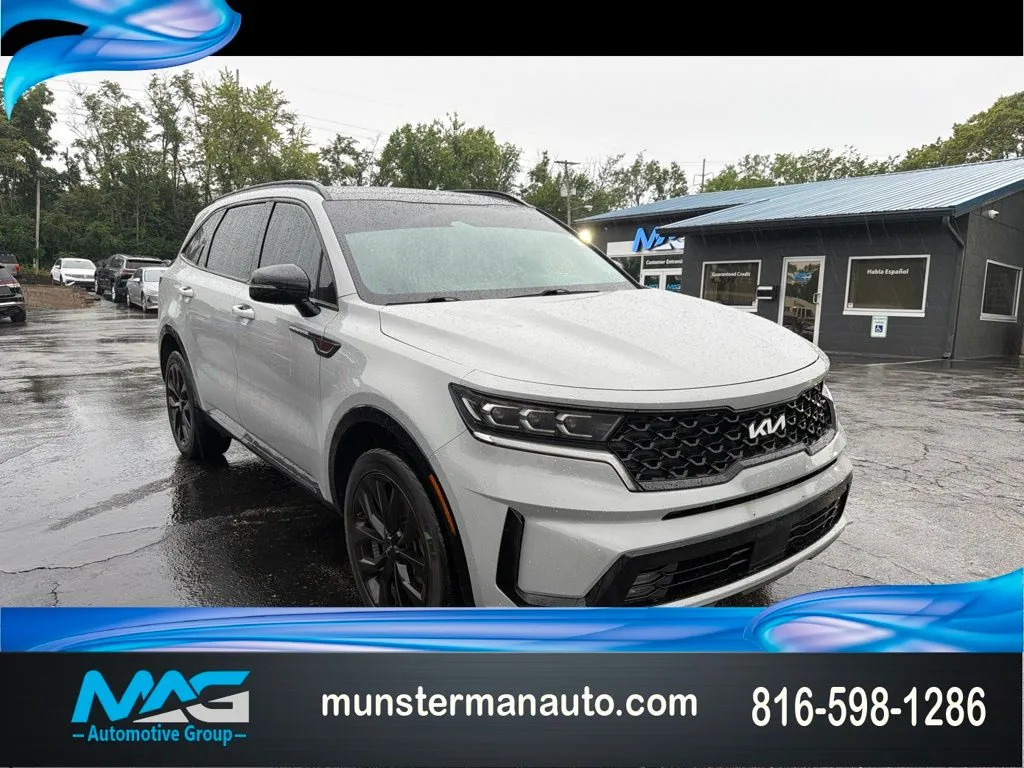 Gray 2023 Kia Sorento SX for sale in Blue Springs, MO