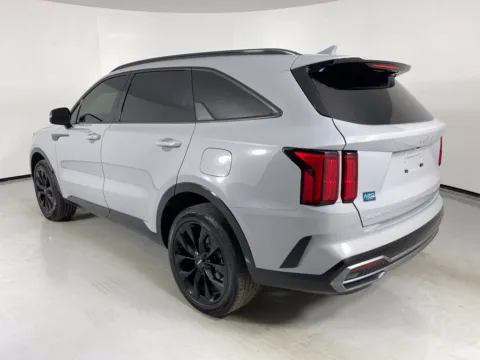 More photos of 2023 Kia Sorento SX at MAG Auto - Munsterman Automotive Group, MO