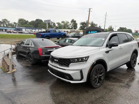 Photos of 2023 Kia Sorento SX for sale in Blue Springs, MO at MAG Auto - Munsterman Automotive Group