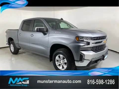 Gray 2021 Chevrolet Silverado 1500 LT for sale in Blue Springs, MO