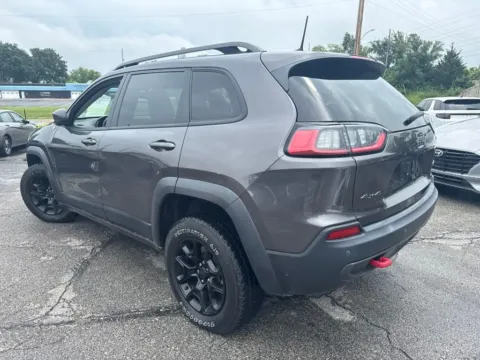 Another view of 2019 Jeep Cherokee Trailhawk for sale in Blue Springs, MO at MAG Auto - Munsterman Automotive Group