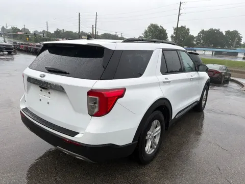 More photos of 2023 Ford Explorer XLT at MAG Auto - Munsterman Automotive Group, MO
