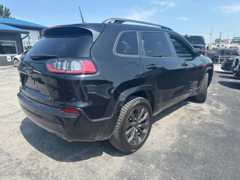 More photos of 2020 Jeep Cherokee Limited at MAG Auto - Munsterman Automotive Group, MO