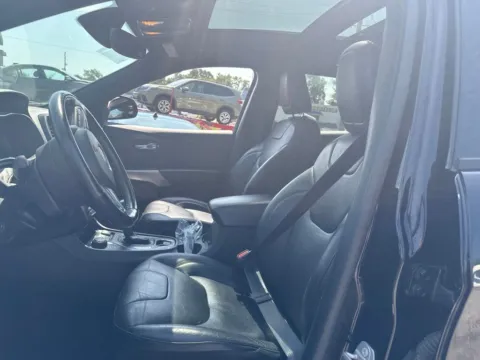 More photos of 2020 Jeep Cherokee Limited at MAG Auto - Munsterman Automotive Group, MO