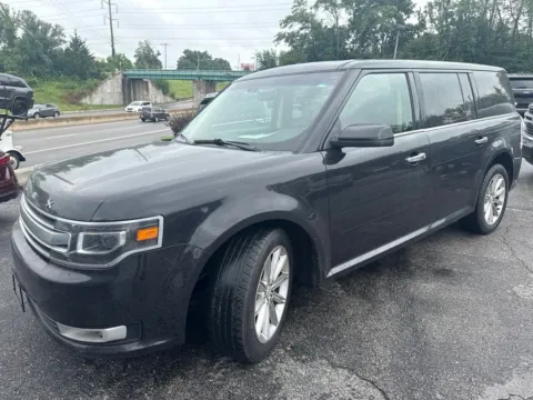 Photos of 2019 Ford Flex Limited for sale in Blue Springs, MO at MAG Auto - Munsterman Automotive Group