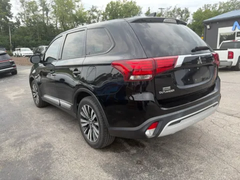 Another view of 2020 Mitsubishi Outlander ES for sale in Blue Springs, MO at MAG Auto - Munsterman Automotive Group