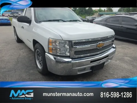 White 2013 Chevrolet Silverado 1500 Work Truck for sale in Blue Springs, MO