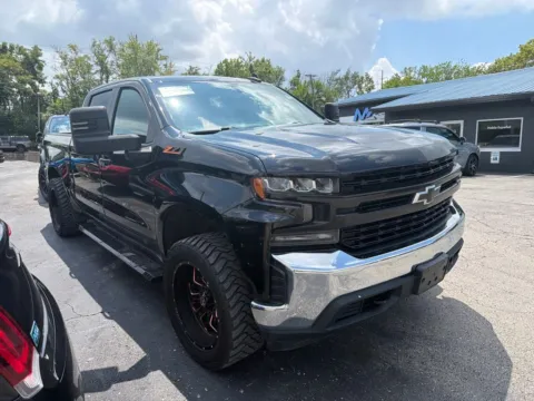 More photos of 2020 Chevrolet Silverado 1500 LT at MAG Auto - Munsterman Automotive Group, MO