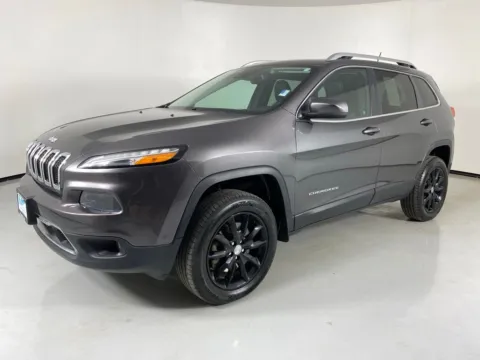 Another view of 2014 Jeep Cherokee Limited for sale in Blue Springs, MO at MAG Auto - Munsterman Automotive Group