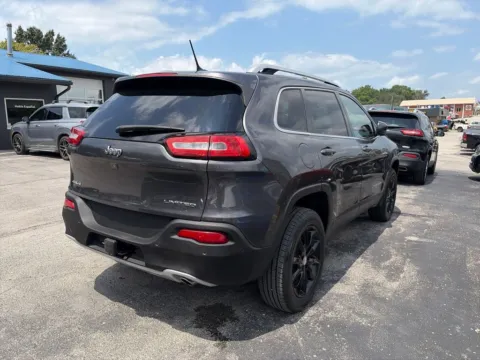 More photos of 2014 Jeep Cherokee Limited at MAG Auto - Munsterman Automotive Group, MO
