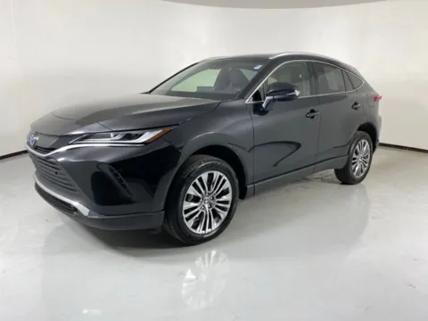 Another view of 2022 Toyota Venza XLE for sale in Blue Springs, MO at MAG Auto - Munsterman Automotive Group