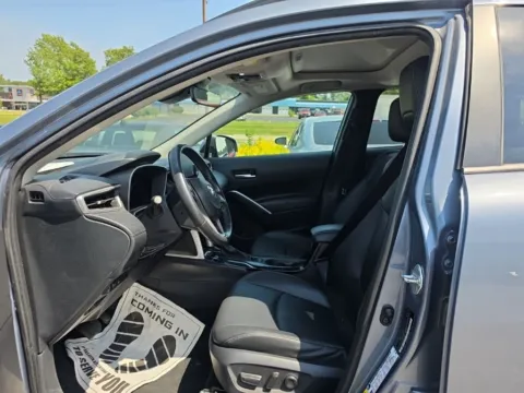 More photos of 2022 Toyota Corolla Cross XLE at MAG Auto - Munsterman Automotive Group, MO