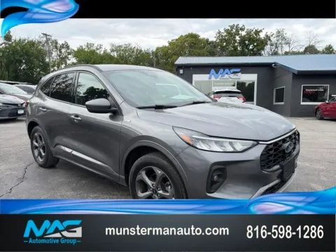 Gray 2024 Ford Escape Hybrid ST-Line Select for sale in Blue Springs, MO