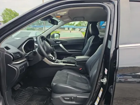 More photos of 2024 Mitsubishi Eclipse Cross SE at MAG Auto - Munsterman Automotive Group, MO