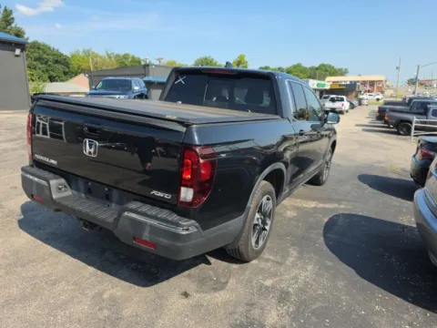 More photos of 2020 Honda Ridgeline RTL at MAG Auto - Munsterman Automotive Group, MO