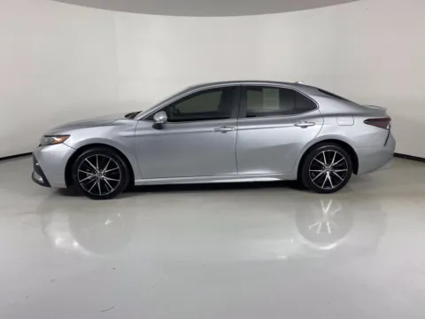 More photos of 2023 Toyota Camry SE at MAG Auto - Munsterman Automotive Group, MO