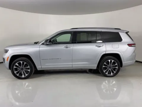 More photos of 2021 Jeep Grand Cherokee L Overland at MAG Auto - Munsterman Automotive Group, MO