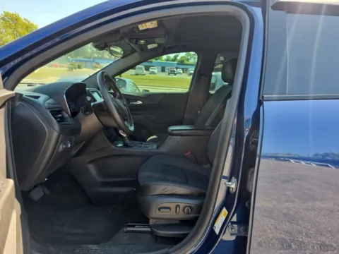 More photos of 2022 Chevrolet Equinox RS at MAG Auto - Munsterman Automotive Group, MO