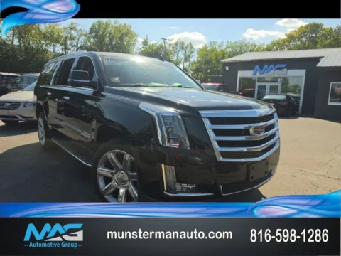 Black 2020 Cadillac Escalade ESV Luxury for sale in Blue Springs, MO
