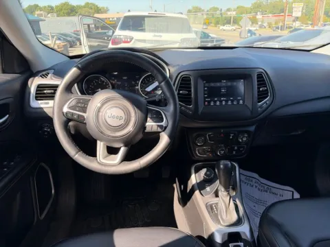 More photos of 2017 Jeep New Compass Latitude at MAG Auto - Munsterman Automotive Group, MO