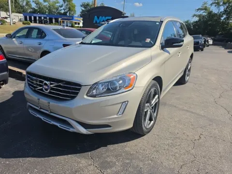Photos of 2017 Volvo XC60 T6 Dynamic for sale in Blue Springs, MO at MAG Auto - Munsterman Automotive Group