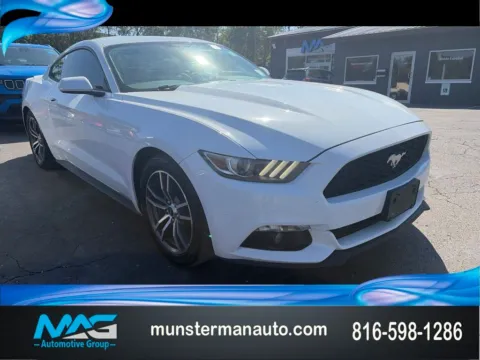 White 2016 Ford Mustang EcoBoost for sale in Blue Springs, MO