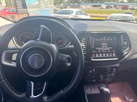 More photos of 2019 Jeep Compass Limited at MAG Auto - Munsterman Automotive Group, MO